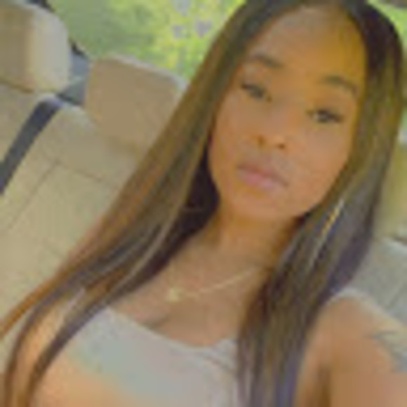 Meet your Posher, Alexcea - Picture 1 of 1